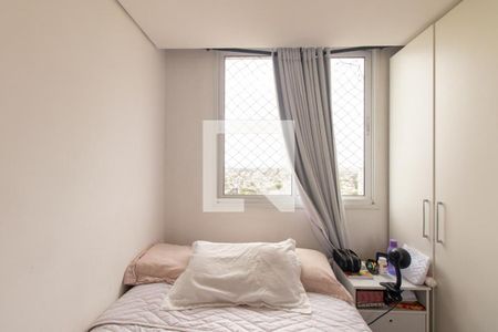 Quarto 2 de apartamento para alugar com 3 quartos, 78m² em Capão Raso, Curitiba