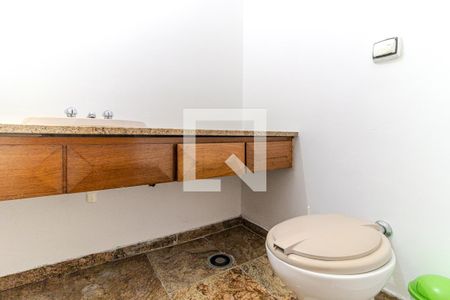 Lavabo de apartamento à venda com 3 quartos, 304m² em Higienópolis, São Paulo