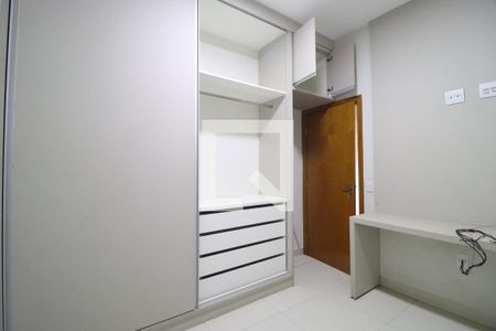 Quarto 1 de casa para alugar com 2 quartos, 91m² em Santa Luzia, Uberlândia