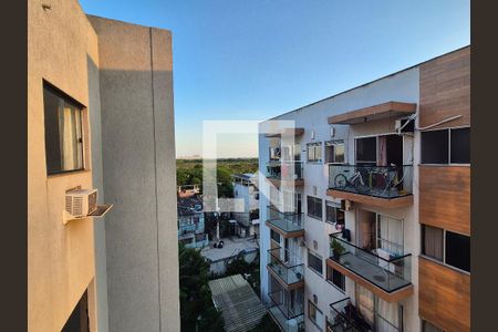 Apartamento para alugar com 2 quartos, 56m² em Vargem Pequena, Rio de Janeiro