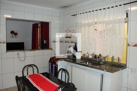 Casa para alugar com 2 quartos, 114m² em Parque Luíza, Embu das Artes