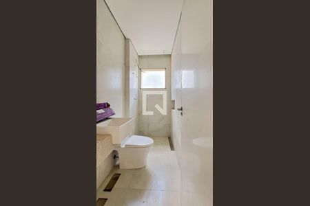 Casa à venda com 3 quartos, 168m² em Cabral, Contagem