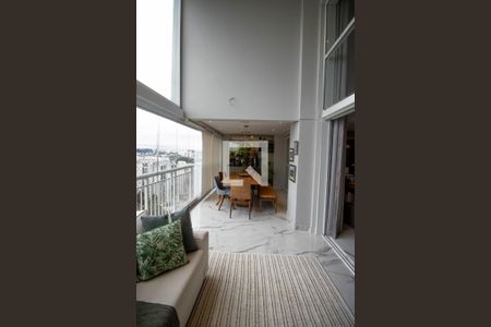 Apartamento à venda com 4 quartos, 238m² em Vila Suzana, São Paulo