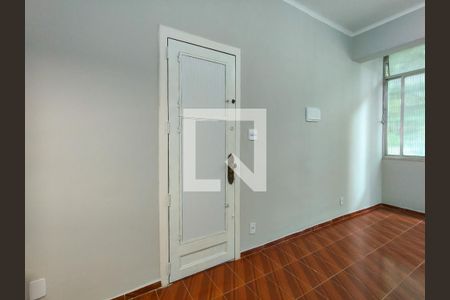 Entrada de apartamento à venda com 2 quartos, 50m² em Maracanã, Rio de Janeiro