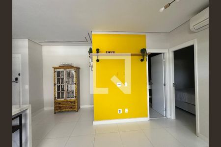 Sala de apartamento para alugar com 2 quartos, 61m² em Alphaville Empresarial, Barueri