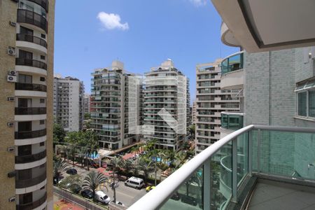 Sala - Varanda de apartamento para alugar com 2 quartos, 71m² em Barra Olímpica, Rio de Janeiro