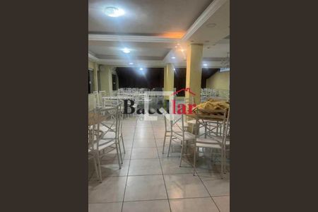 Casa à venda com 3 quartos, 457m² em Taquara, Rio de Janeiro