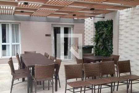 Apartamento à venda com 2 quartos, 67m² em Vila Azevedo, São Paulo