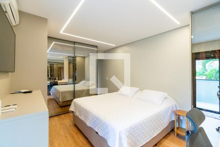 Suíte  de casa à venda com 3 quartos, 175m² em Vila Nova Caledonia, São Paulo