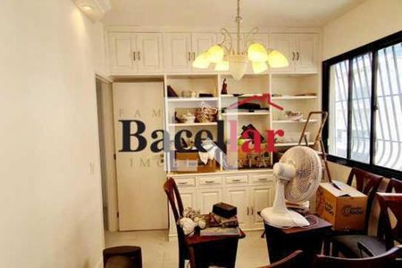 Apartamento à venda com 2 quartos, 95m² em Tijuca, Rio de Janeiro