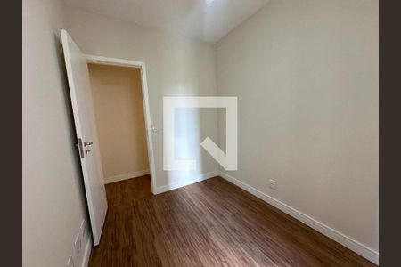 Quarto 1 de apartamento para alugar com 3 quartos, 90m² em Jardim Tupanci, Barueri