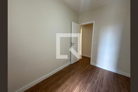 Quarto 1 de apartamento para alugar com 3 quartos, 90m² em Jardim Tupanci, Barueri