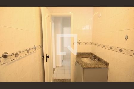 Banheiro Social de apartamento para alugar com 2 quartos, 132m² em Vila Caiçara, Praia Grande