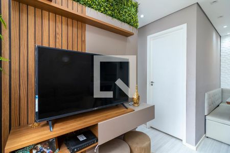 Sala de Estar de apartamento à venda com 2 quartos, 41m² em Vila Nova Cachoeirinha, São Paulo