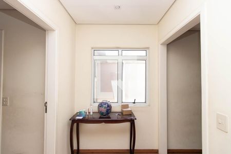 Sala de TV de casa à venda com 7 quartos, 560m² em Vila Albertina, São Paulo