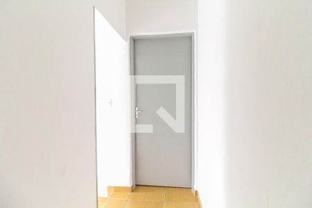 Hall de casa para alugar com 2 quartos, 113m² em Cidade São Miguel, São Paulo