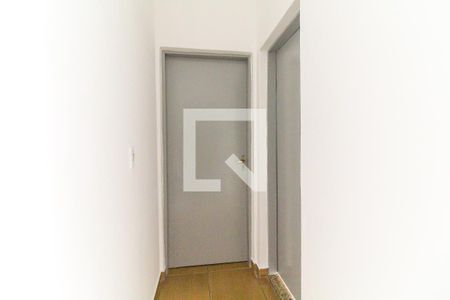 Hall de casa para alugar com 2 quartos, 113m² em Cidade São Miguel, São Paulo