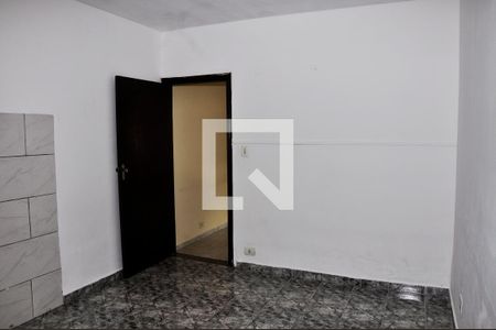 Casa para alugar com 3 quartos, 160m² em Vila Zat, São Paulo