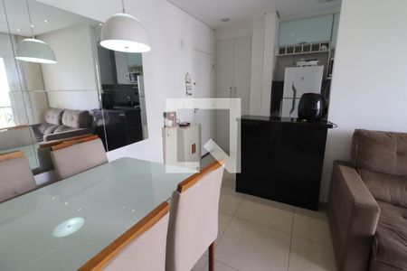 Sala de apartamento à venda com 2 quartos, 57m² em Umuarama, Osasco