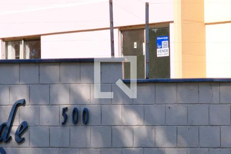PLACA INSTALADA NO IMÓVEL  de apartamento à venda com 2 quartos, 57m² em Vila Maria Eugênia, Campinas