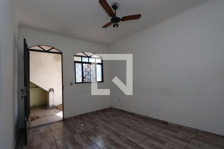 Sala de casa para alugar com 2 quartos, 125m² em Jardim Marília, São Paulo