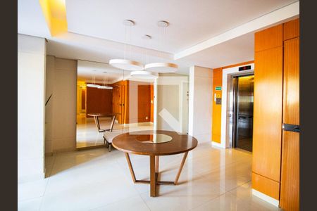 Hall social de apartamento à venda com 1 quarto, 71m² em Vila Isolina Mazzei, São Paulo