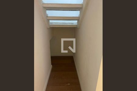 Foto 10 de casa à venda com 4 quartos, 152m² em Metalúrgicos, Osasco