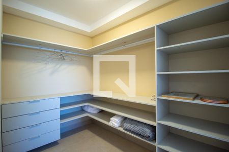 Closet da Suite  de apartamento para alugar com 1 quarto, 47m² em Parque Campolim, Sorocaba