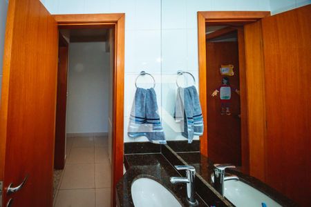 Apartamento à venda com 2 quartos, 150m² em Castelo, Belo Horizonte