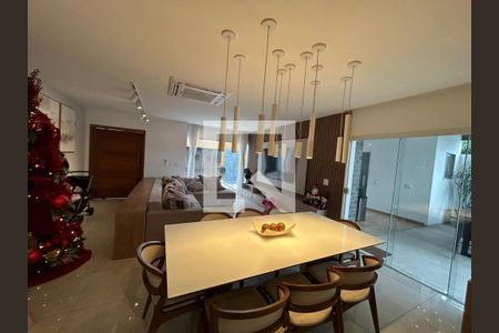 Casa à venda com 4 quartos, 232m² em Recreio dos Bandeirantes, Rio de Janeiro