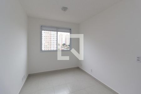 Sala/Cozinha de apartamento à venda com 2 quartos, 32m² em Vila Carmosina, São Paulo