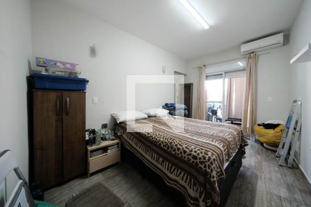 Suíte de casa à venda com 2 quartos, 244m² em Vila Marieta, São Paulo