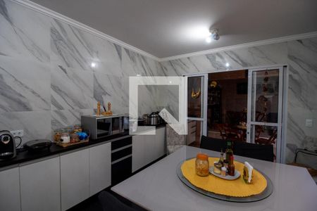 Cozinha de casa à venda com 3 quartos, 150m² em Jardim Ester Yolanda, São Paulo