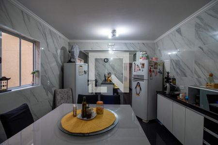 Cozinha de casa à venda com 3 quartos, 150m² em Jardim Ester Yolanda, São Paulo