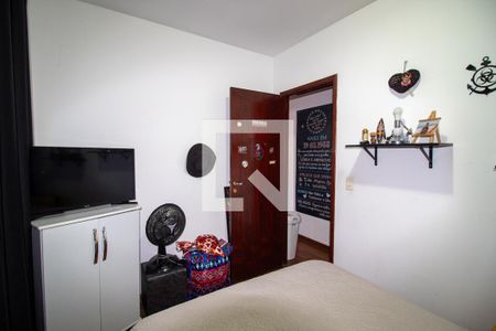 Quarto 2 de casa à venda com 3 quartos, 150m² em Jardim Ester Yolanda, São Paulo