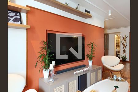 Sala de estar de apartamento à venda com 3 quartos, 120m² em Cerqueira César, São Paulo