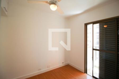 Suíte  de apartamento à venda com 3 quartos, 100m² em Vila Olímpia, São Paulo