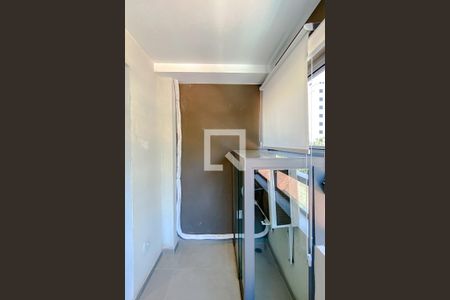 Varanda de kitnet/studio à venda com 1 quarto, 21m² em Vila Mariana, São Paulo