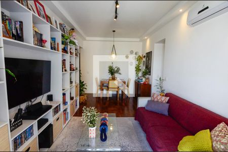 Sala de apartamento à venda com 2 quartos, 70m² em Tijuca, Rio de Janeiro