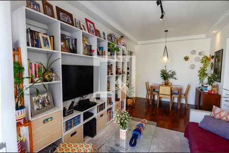 Sala de apartamento à venda com 2 quartos, 70m² em Tijuca, Rio de Janeiro