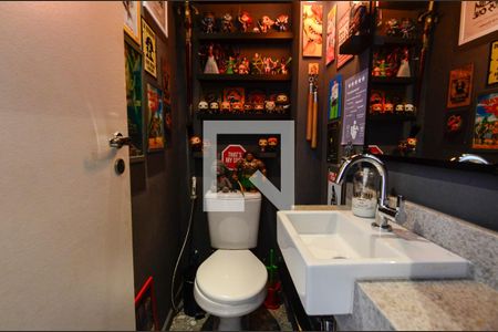 Lavabo de apartamento à venda com 2 quartos, 70m² em Tijuca, Rio de Janeiro