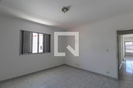 Quarto 1 de casa para alugar com 4 quartos, 240m² em Jardim Santa Adelia, São Paulo