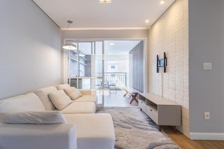 Sala de apartamento à venda com 2 quartos, 76m² em Vila Olímpia, São Paulo