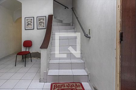 acesso para os pisos_1 de casa à venda com 4 quartos, 160m² em Jardim Santa Cruz (sacoma), São Paulo