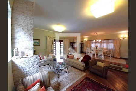 Casa à venda com 4 quartos, 429m² em Jardim Leonor, São Paulo