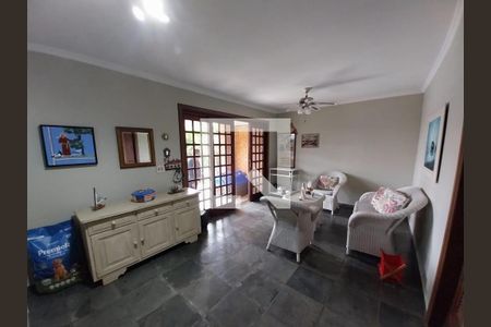 Casa à venda com 4 quartos, 429m² em Jardim Leonor, São Paulo