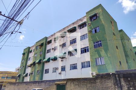 Fachada do condomínio de apartamento para alugar com 2 quartos, 56m² em Porto da Pedra, São Gonçalo