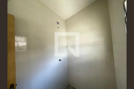 Banheiro de kitnet/studio para alugar com 1 quarto, 50m² em Vila Sao Rafael, Guarulhos