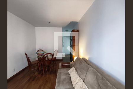 Sala de apartamento para alugar com 3 quartos, 70m² em Cambuci, São Paulo