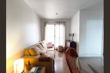 Sala de apartamento para alugar com 3 quartos, 70m² em Cambuci, São Paulo